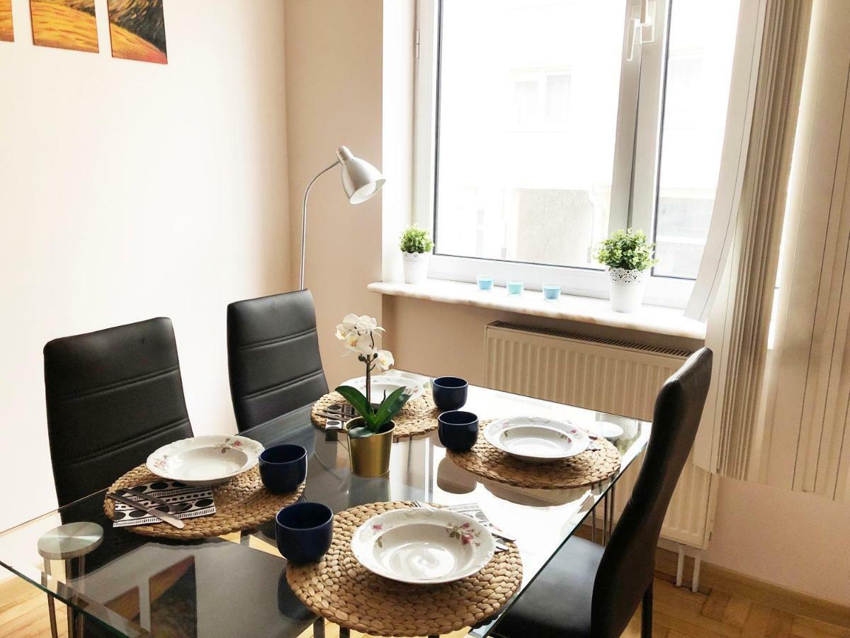 Sienna 93 - Cozy Studio By Homeprime Warsaw Luaran gambar
